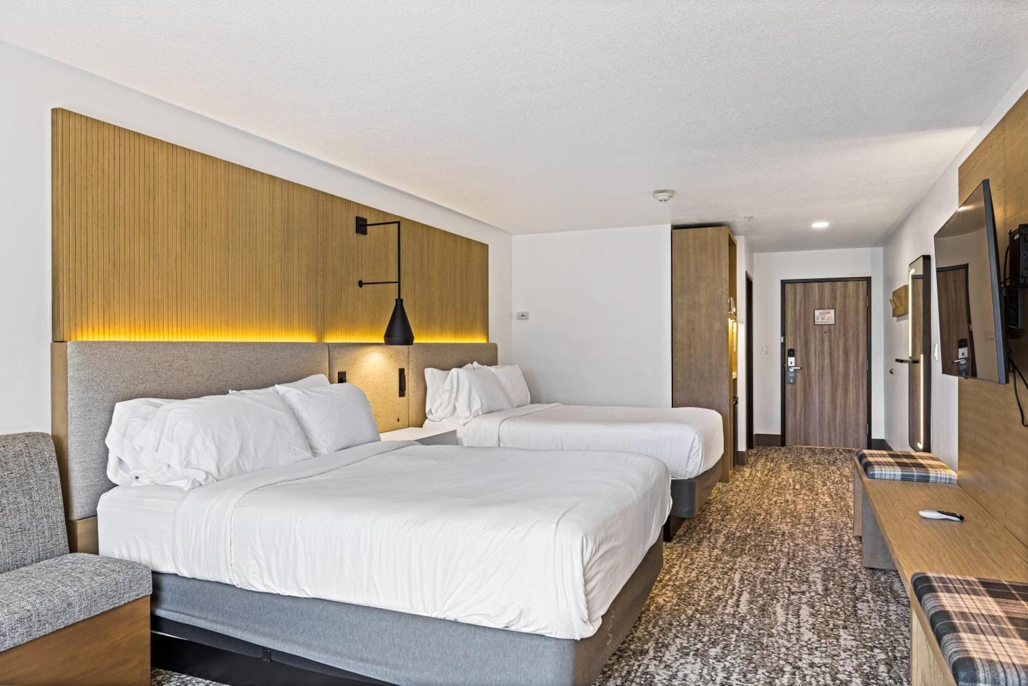The Evergreen Hotel Мак-Колл Экстерьер фото